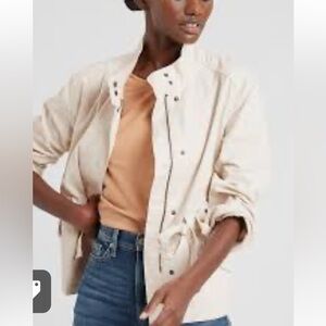 Banana Republic Tie-Waist utility jacket